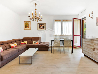 Trilocale in Via Andlovitz 5 - Laveno-Mombello (VA)