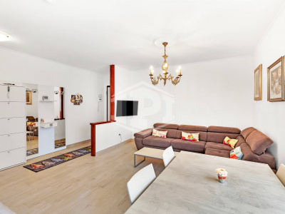 Trilocale in Via Andlovitz 5 - Laveno-Mombello (VA)