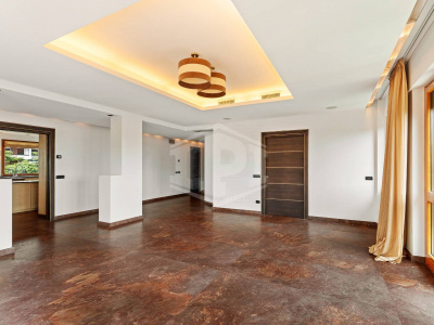 Splendido attico con terrazzo e box in Via Giuseppe Frua 7 - Milano (MI)
