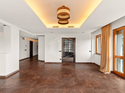 Splendido attico con terrazzo e box in Via Giuseppe Frua 7 - Milano (MI)
