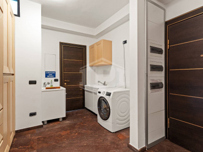 Splendido attico con terrazzo e box in Via Giuseppe Frua 7 - Milano (MI)