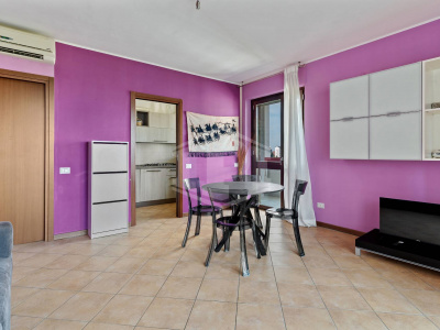 Trilocale in Via Luigi Mengoni 11 - Milano (MI)
