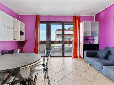 Trilocale in Via Luigi Mengoni 11 - Milano (MI)