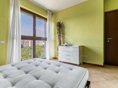 Trilocale in Via Luigi Mengoni 11 - Milano (MI)