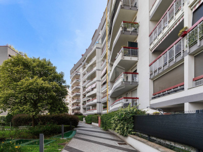 Trilocale in Via Luigi Mengoni 11 - Milano (MI)