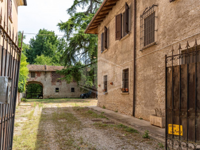 Storica tenuta del XVIII - Strada Belvedere 42 - Ponte dell'Olio - Il Belvedere di Torrano - Piacenza (PC)