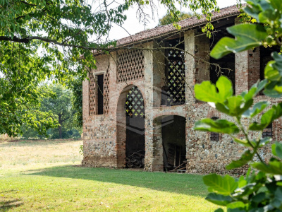 Storica tenuta del XVIII - Strada Belvedere 42 - Ponte dell'Olio - Il Belvedere di Torrano - Piacenza (PC)