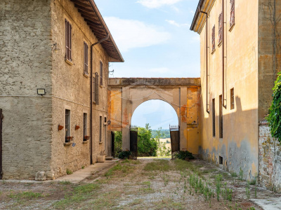 Storica tenuta del XVIII - Strada Belvedere 42 - Ponte dell'Olio - Il Belvedere di Torrano - Piacenza (PC)