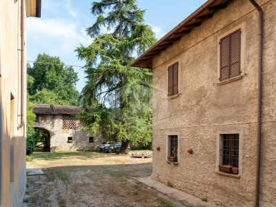 Storica tenuta del XVIII - Strada Belvedere 42 - Ponte dell'Olio - Il Belvedere di Torrano - Piacenza (PC)