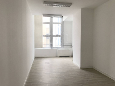 Ufficio in Via Fantoli 5/7/9 - Milano (MI)