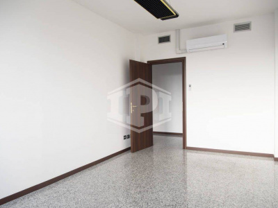 Ufficio in Via Valassina 24 - Milano (MI)