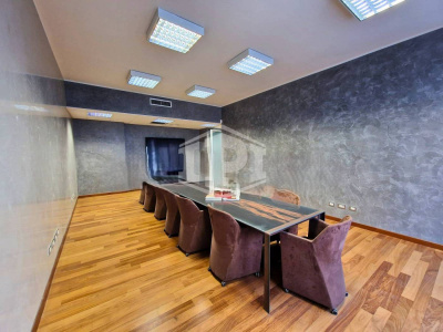 Ufficio in Piazza Della Repubblica 32 - Milano (MI)