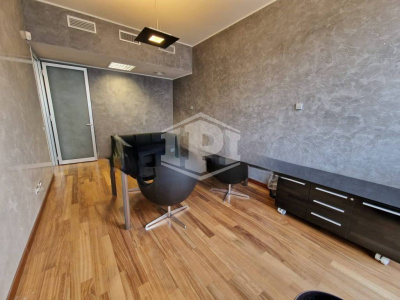 Ufficio in Piazza Della Repubblica 32 - Milano (MI)