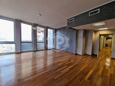 Ufficio in Piazza Della Repubblica 32 - Milano (MI)