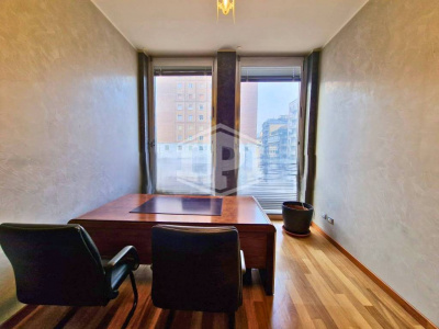 Ufficio in Piazza Della Repubblica 32 - Milano (MI)