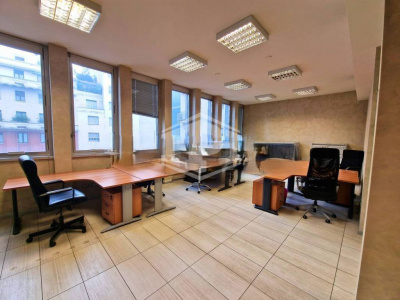 Ufficio in Piazza Della Repubblica 32 - Milano (MI)