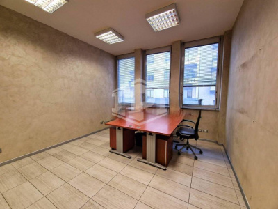 Ufficio in Piazza Della Repubblica 32 - Milano (MI)