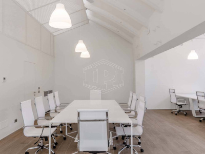 Business Center in Via Valla 16 - Milano (MI)