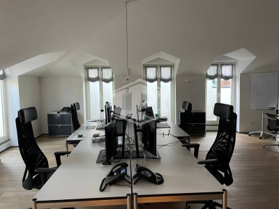 Ufficio in Piazzetta M. Bossi - Milano (MI)