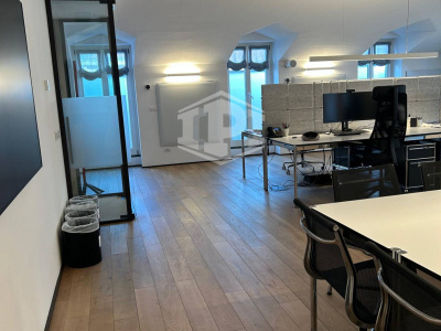 Ufficio in Piazzetta M. Bossi - Milano (MI)