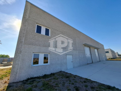 Immobile industriale in Via Ferrari, Lotto B - Vellezzo Bellini (PV)