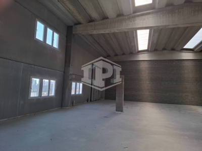 Immobile industriale in Via Ferrari, Lotto B - Vellezzo Bellini (PV)