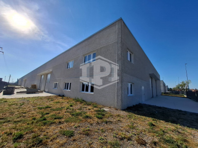 Immobile industriale in Via Ferrari, Lotto B - Vellezzo Bellini (PV)