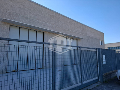 Immobile industriale in Via Ferrari, Lotto B - Vellezzo Bellini (PV)