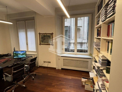 Ufficio in Via degli Omenoni 2 - Milano (MI)