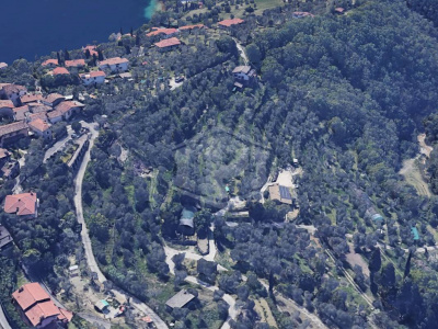Terreno agricolo in Toscolano-Maderno (BS) Fraz. Maclino