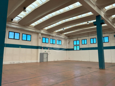 Capannone in Via Delle Industrie - Bellusco (MB)