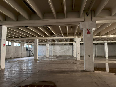 Capannone in Via Delle Industrie - Bellusco (MB)