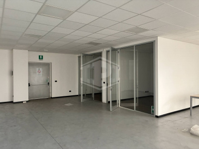 Capannone industriale in Via Monte Bianco 5 - Siziano (PV)