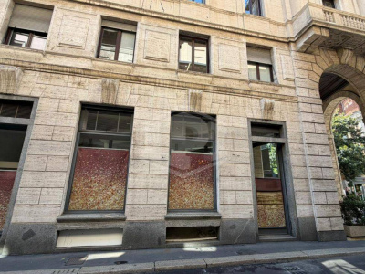 Negozio in Via Degli Omenoni 2 - Milano (MI)