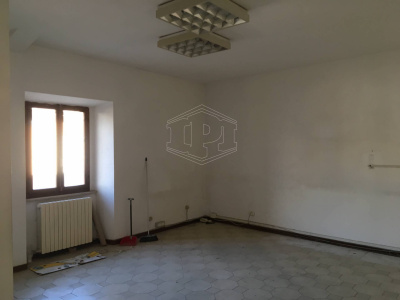 RIETI - Piazza Oberdan - VENDITA Ufficio