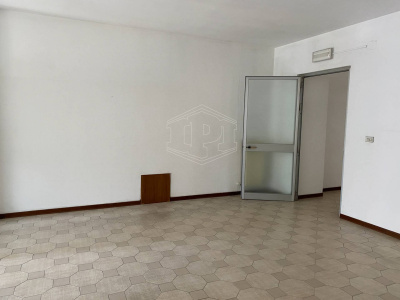 RIETI - Piazza Oberdan - VENDITA Ufficio