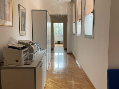 Ufficio in via Via Alessandro Torlonia 16/18 - Roma (RM)
