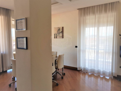 Ufficio in Via Abruzzi - Roma (RM)