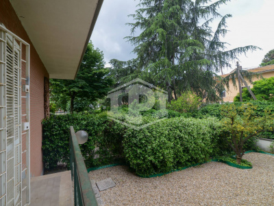 CASALOTTI - Villino in vendita - Via Cortemilia (RM)