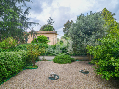 CASALOTTI - Villino in vendita - Via Cortemilia (RM)