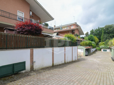 CASALOTTI - Villino in vendita - Via Cortemilia (RM)