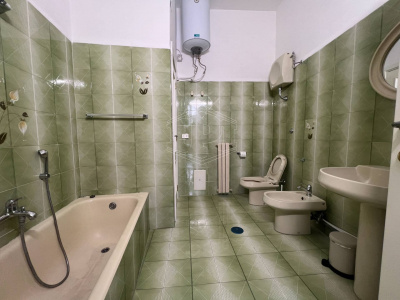 Trilocale in Via dei Pellegrini 11, Napoli (NA)