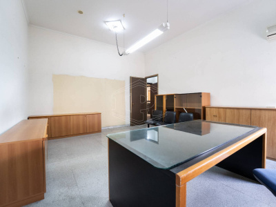 Ufficio in Via Ferrante Imparato 29, Napoli (Na)