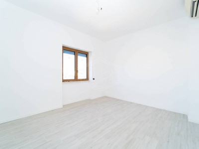 Quadrilocale con Terrazzo in Via Francesco Cilea 137, Napoli (NA)