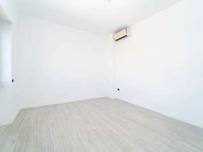 Quadrilocale con Terrazzo in Via Francesco Cilea 137, Napoli (NA)