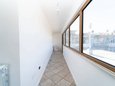 Quadrilocale con Terrazzo in Via Francesco Cilea 137, Napoli (NA)