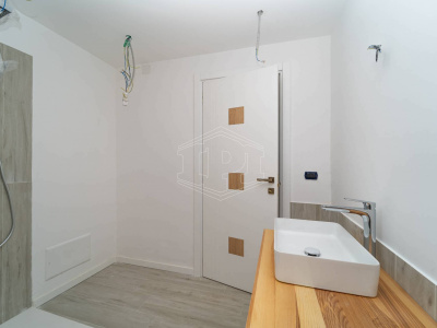 Quadrilocale con Terrazzo in Via Francesco Cilea 137, Napoli (NA)