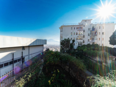 Villa indipendente in Via Bernardo Cavallino 51, Napoli (NA)