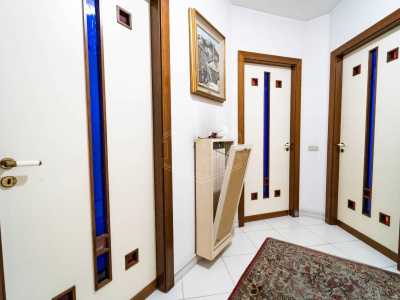 Villa indipendente in Via Bernardo Cavallino 51, Napoli (NA)