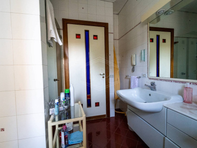 Villa indipendente in Via Bernardo Cavallino 51, Napoli (NA)